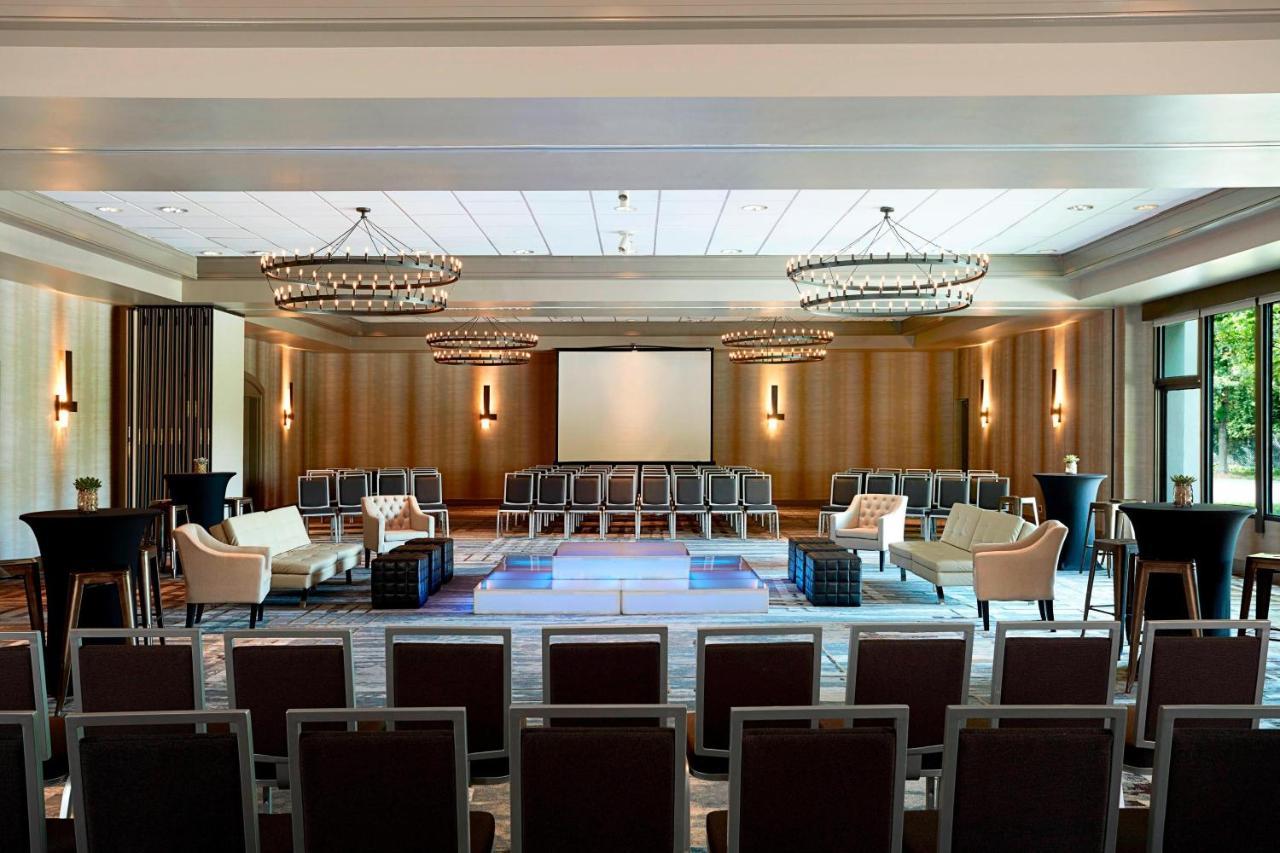 Bethesda Marriott Hotel Exterior photo